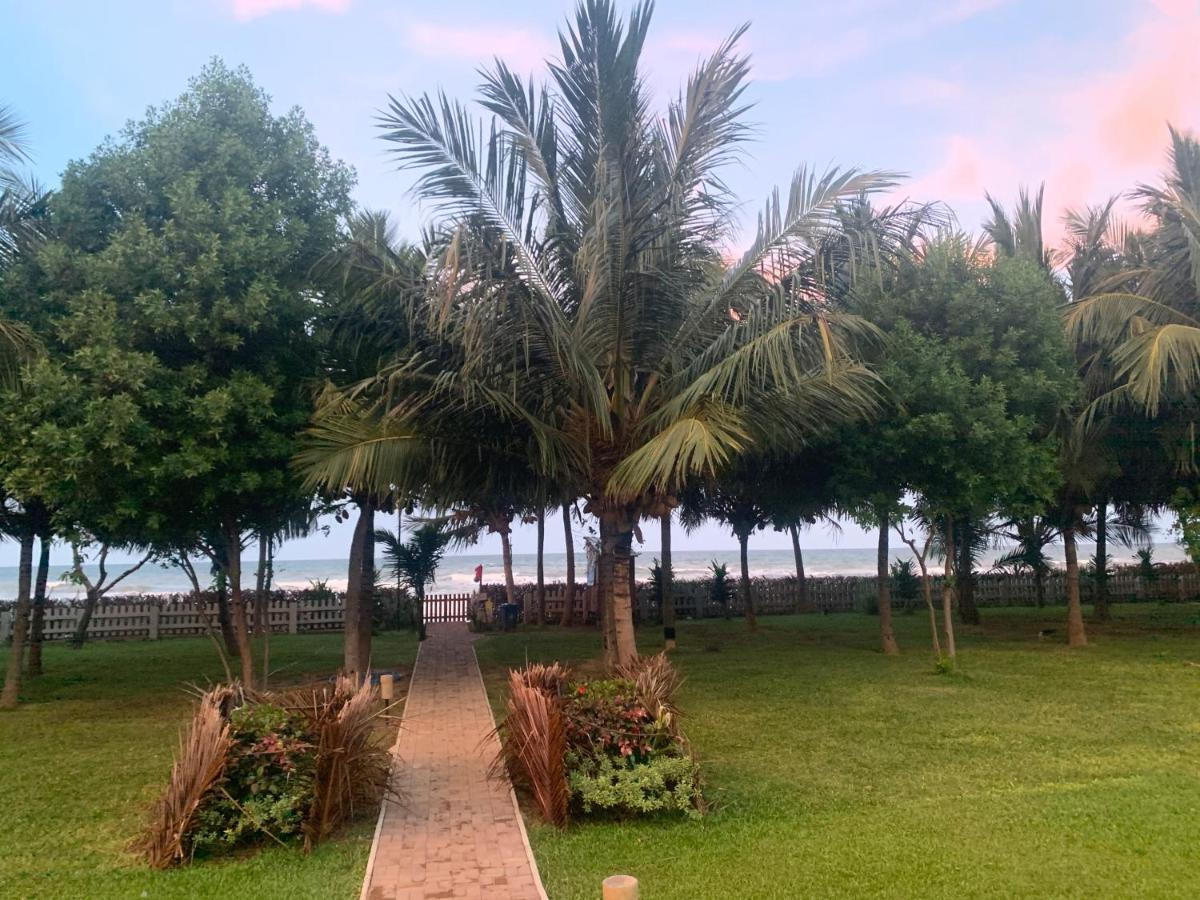 Ralla Nilaveli Exterior foto